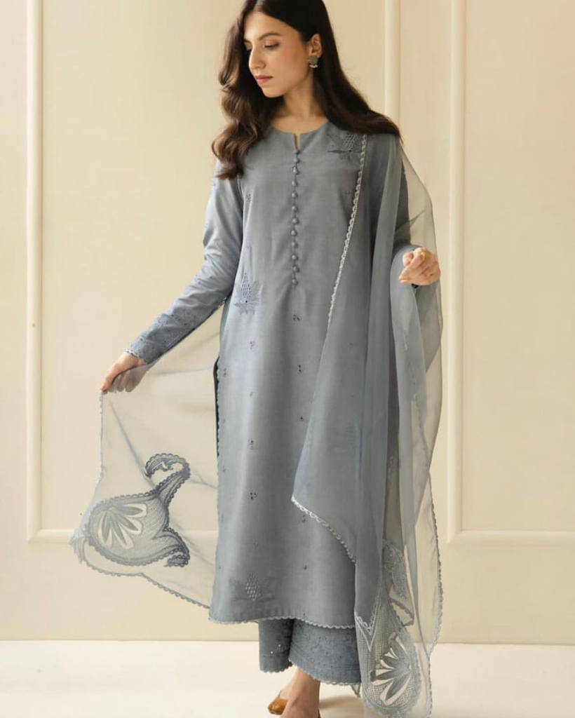 Rang-e- Bahaar | 3- Piece Stitched Outfit