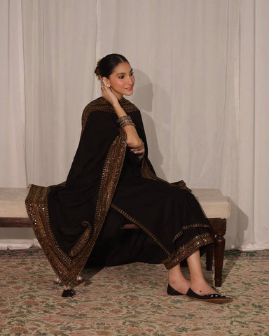 Laila | 3-Piece Stitched Embroidered Outfit