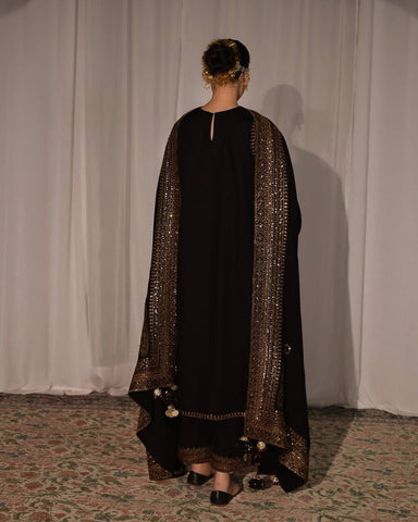 Laila | 3-Piece Stitched Embroidered Outfit
