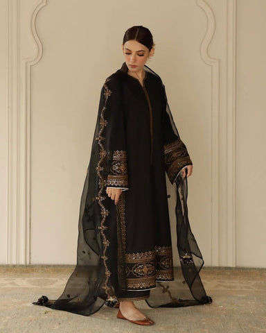 Royal Black Attire | 3-Piece Stitched Suit