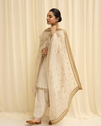 White Majesty | 3-Piece Stitched Embroidered Outfit