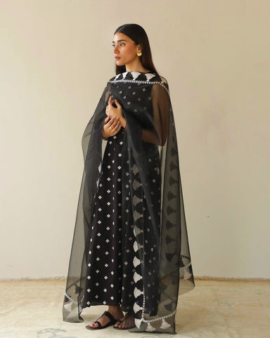 BLACK CLOVER | 3-PC Stitched Embroidered outfit