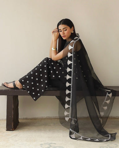 BLACK CLOVER | 3-PC Stitched Embroidered outfit