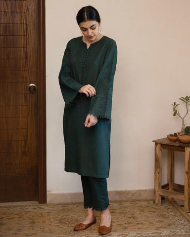 EMERALD | 2-Piece Stitched Outfit